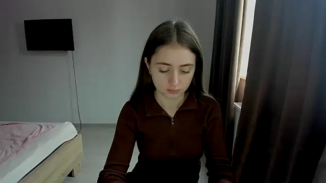 Snapshot of LilyHaart chatting on 11.04.25 LilyHaart online show from 11.04.25