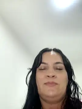 Snapshot of megan_milf79 chatting on 12.18.25 megan milf79 online show from 12.18.25