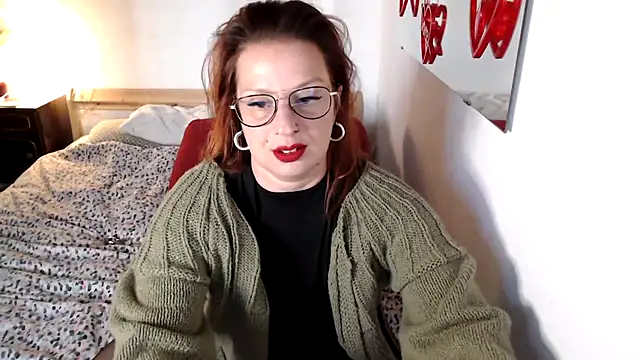 Snapshot of vitoriavaz chatting on 03.30.26 vitoriavaz online show from 03.30.26