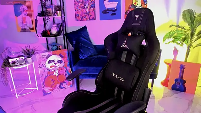 SarahAlluring online show from 11.15.25