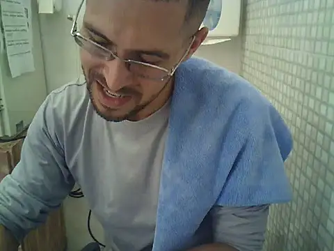 Snapshot of pdasgyn chatting on 09.11.25 pdasgyn online show from 09.11.25