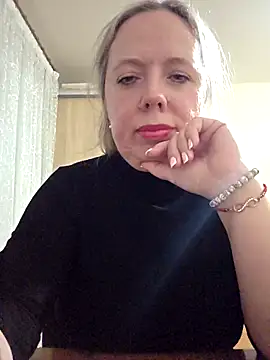 Snapshot of Irina3718 chatting on 12.03.25 Irina3718 online show from 12.03.25