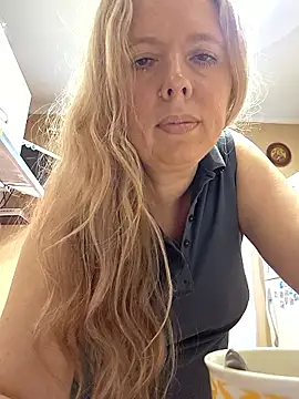 Snapshot of Irina3718 chatting on 06.03.26 Irina3718 online show from 06.03.26