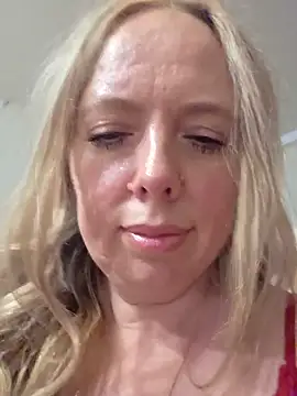Snapshot of Irina3718 chatting on 06.23.26 Irina3718 online show from 06.23.26
