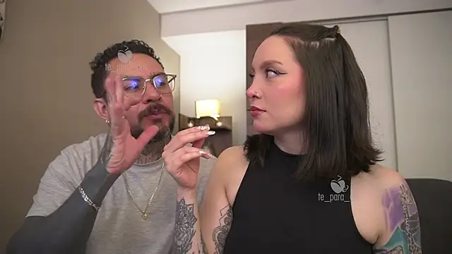 Snapshot of Te_para_2 chatting on 11.27.25 Te para 2 online show from 11.27.25