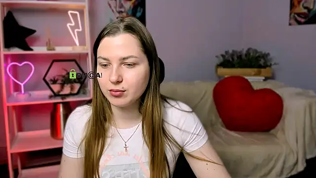 Snapshot of luck_betty chatting on 03.15.25 luck betty online show from 03.15.25