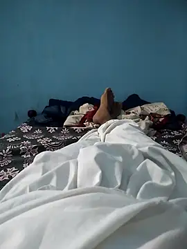 Snapshot of SexTeacher3 chatting on 11.04.25 SexTeacher3 online show from 11.04.25