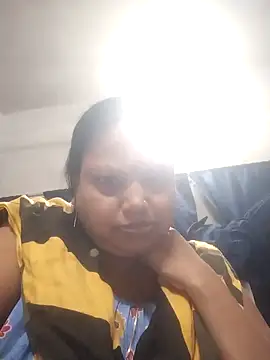 Snapshot of Arohi35 chatting on 03.10.25 Arohi35 online show from 03.10.25