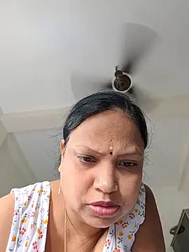 Snapshot of Arohi35 chatting on 09.18.25 Arohi35 online show from 09.18.25