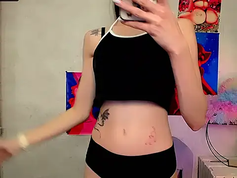 LanaTey online show from 11.03.25