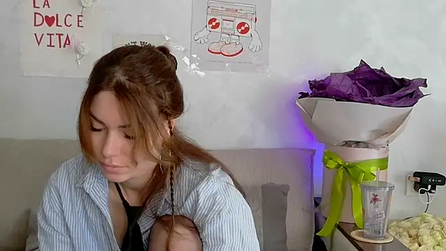 Snapshot of SweetDarling7 chatting on 04.17.26 SweetDarling7 online show from 04.17.26