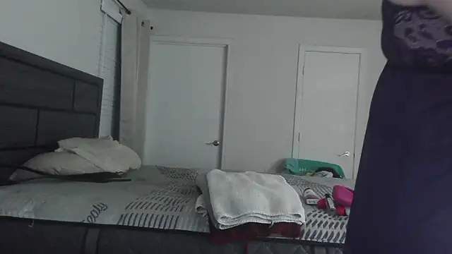 FantasyWifeBri online show from 12.03.25