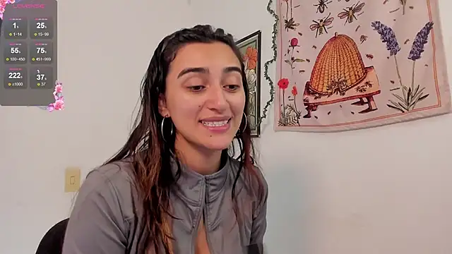 Snapshot of Gabee7_ chatting on 11.21.25 Gabee7 online show from 11.21.25