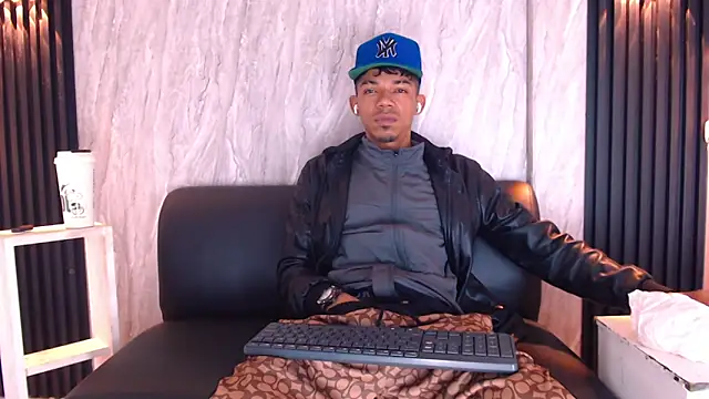 Gregory Sforza online show from 10.02.25