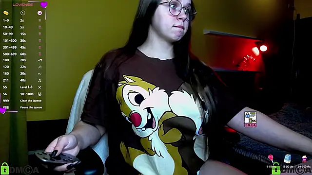 Lilysweet13 online show from 10.28.25