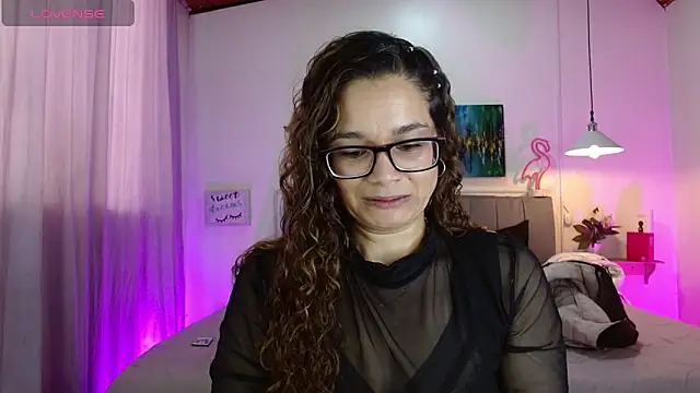 Snapshot of Rose_Thompson1 chatting on 04.20.26 Rose Thompson1 online show from 04.20.26