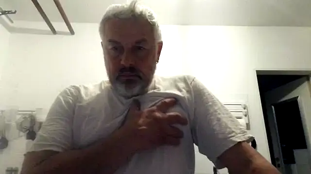 Berg Boy online show from 10.22.25