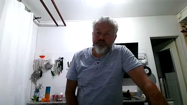 Berg Boy online show from 05.12.26