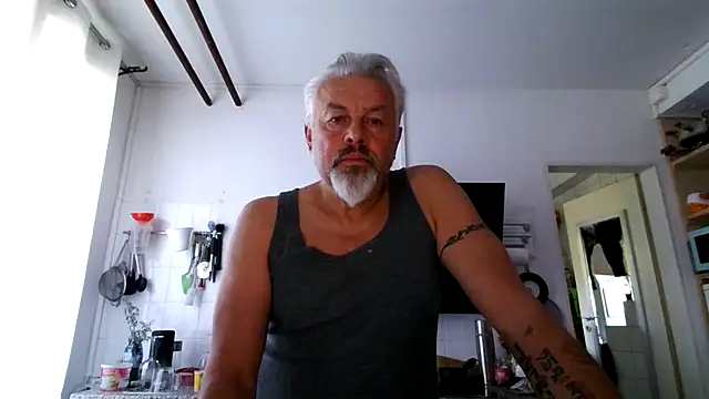 Berg Boy online show from 05.16.26