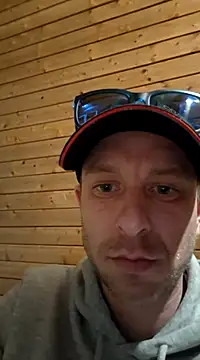 svenpfeifer online show from 03.23.25