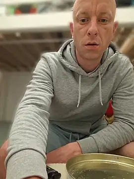 svenpfeifer online show from 04.16.26