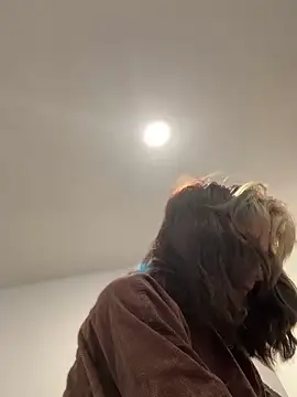 2brokegirlz online show from 09.09.25