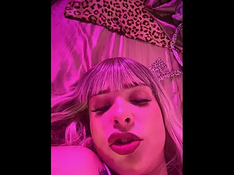 LoganPeny online show from 04.02.26