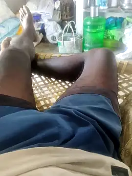 Snapshot of PolarFriend0 chatting on 04.15.26 PolarFriend0 online show from 04.15.26