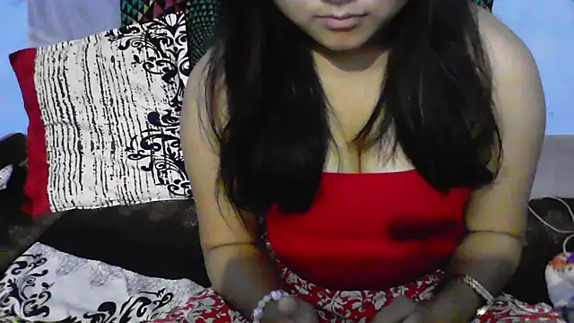 LAYLA 600 online show from 11.22.25