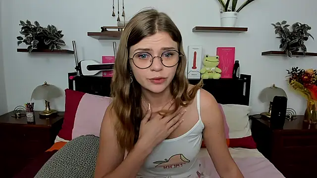 HaleyReedme online show from 06.06.26
