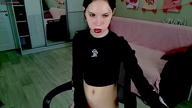 Snapshot of Pussy_Without_pussy chatting on 03.19.25 Pussy Without pussy online show from 03.19.25