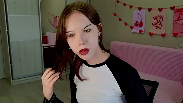 Snapshot of Pussy_Without_pussy chatting on 03.20.25 Pussy Without pussy online show from 03.20.25