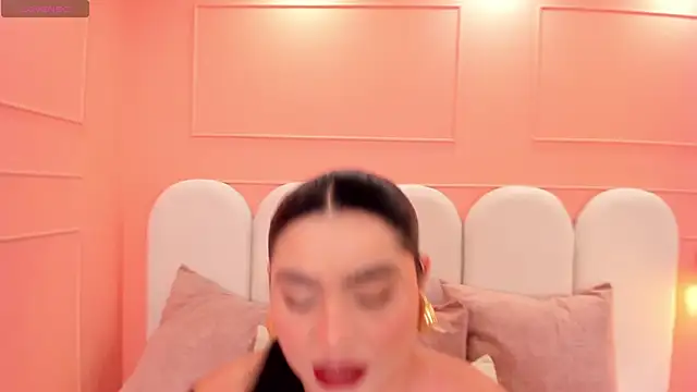 eva sainnt online show from 11.11.25