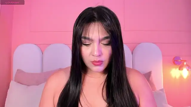 Snapshot of eva_sainnt chatting on 02.14.26 eva sainnt online show from 02.14.26