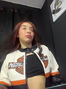 Snapshot of Tracy_KS chatting on 12.02.25 Tracy KS online show from 12.02.25