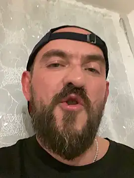 Snapshot of Rimmingtop chatting on 10.29.25 Rimmingtop online show from 10.29.25