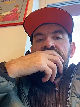 Snapshot of Rimmingtop chatting on 11.25.25 Rimmingtop online show from 11.25.25