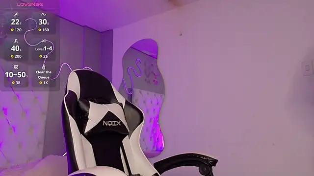 Snapshot of natasha__black chatting on 11.12.25 natasha black online show from 11.12.25