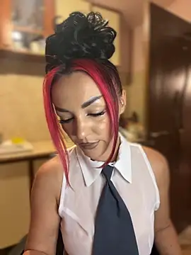 Snapshot of MeganFoxiy chatting on 10.27.25 MeganFoxiy online show from 10.27.25