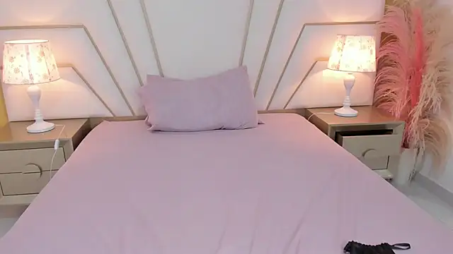 Amara Sinclair online show from 03.19.25