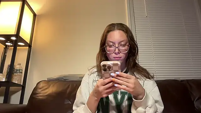 SpaceCowWhore online show from 03.18.25