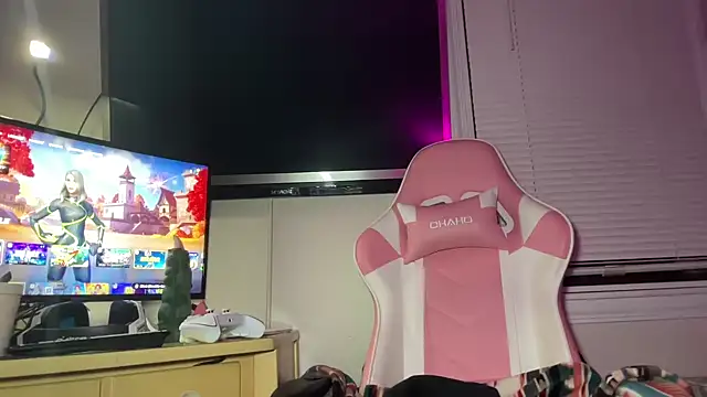 SpaceCowWhore online show from 09.29.25