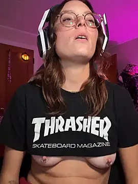 SpaceCowWhore online show from 10.02.25