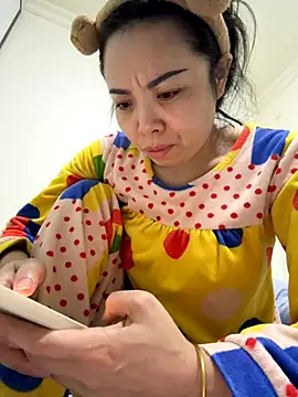 aa520uv online show from 11.06.25