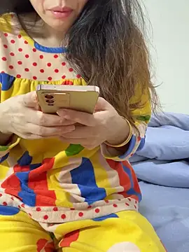 aa520uv online show from 11.08.25