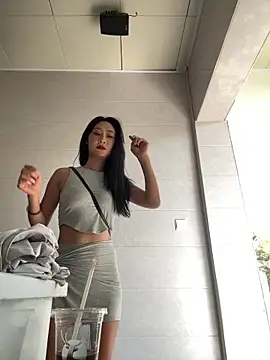 linger-23 online show from 09.26.25