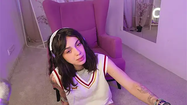 mystica  online show from 09.19.25