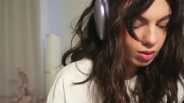 mystica  online show from 10.21.25