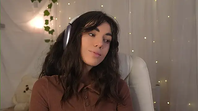 mystica  online show from 10.28.25