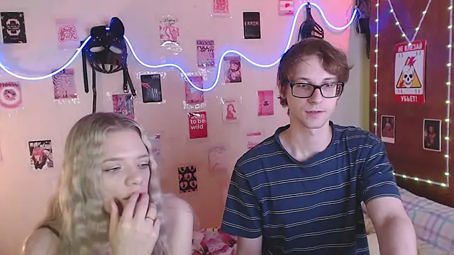 Your Horny Friends online show from 09.19.25